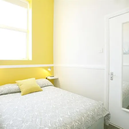Apartment Short Let Direct - Amiens Street D1 *