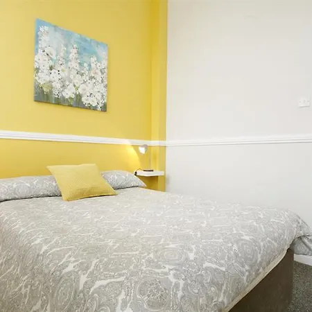 Apartment Short Let Direct - Amiens Street D1
