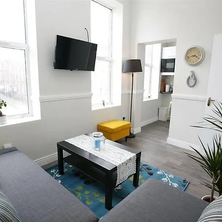 Short Let Direct - Amiens Street D1